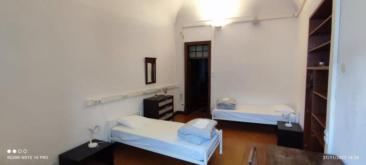 Hostel Raymundo เอโวรา ภายนอก รูปภาพ