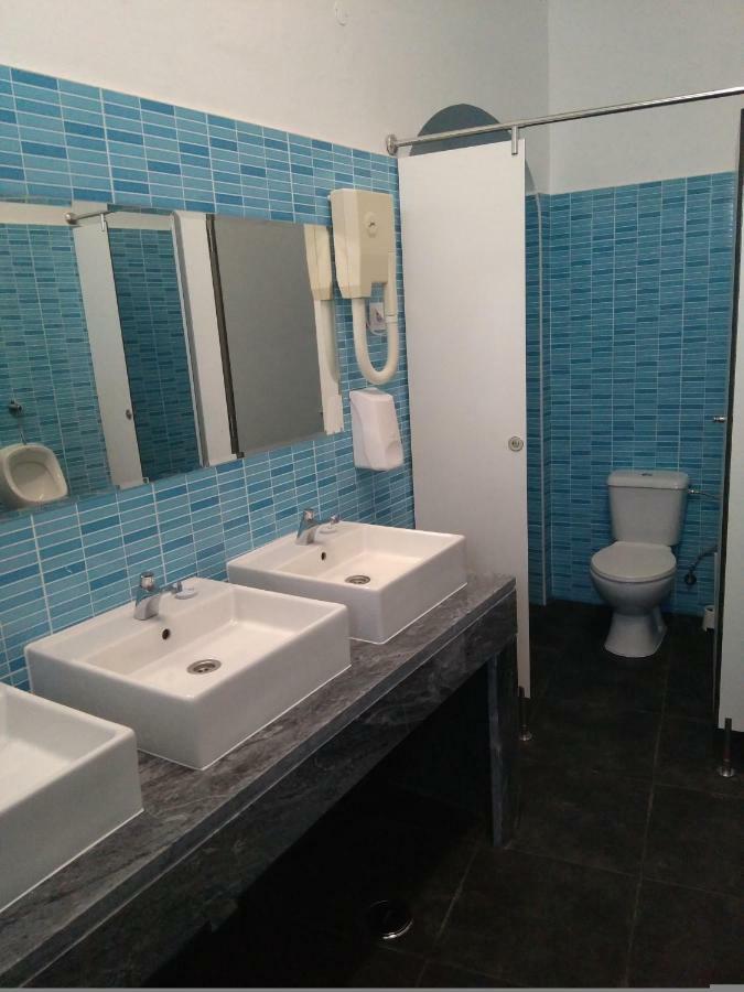 Hostel Raymundo เอโวรา ภายนอก รูปภาพ